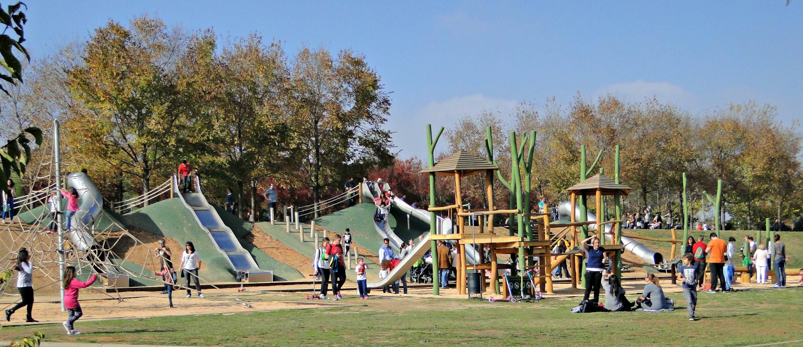 Imatge pels mitjans: Zona de Joc a Jardins Can Altamira